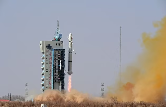 Trung Quốc 'dàn trận' vệ tinh trên quỹ đạo để đối phó Mỹ - Ảnh 1.