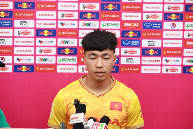 Tiền vệ U.23 Việt Nam: 'Chúng tôi luôn nghĩ đến mục tiêu World Cup' - Ảnh 1.