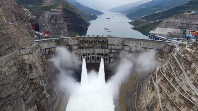 Thủy điện tại Vân Nam thiếu nước trầm trọng, Trung Quốc cắt giảm sản xuất nhôm - Ảnh 1.