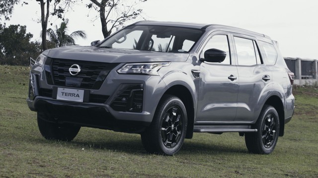 Nissan Terra Sport 2023 'đe dọa' Ford Everest Sport - Ảnh 1.