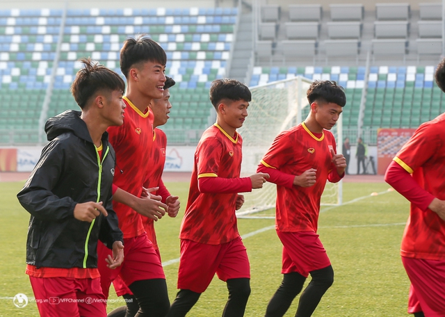 U.20 Việt Nam được đổi sân tập, có lực lượng mạnh nhất đấu U.20 Qatar - Ảnh 2.