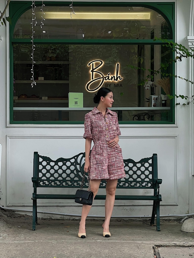 Váy áo bánh bèo thanh lịch của hoa hậu Phương Khánh - Ảnh 8.