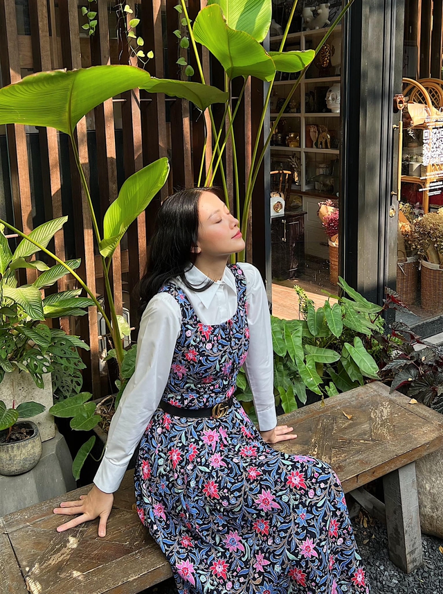 Váy áo bánh bèo thanh lịch của hoa hậu Phương Khánh - Ảnh 9.