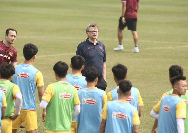 Cơ sở nào để HLV Troussier và đội tuyển Việt Nam mơ về World Cup 2026? - Ảnh 3.