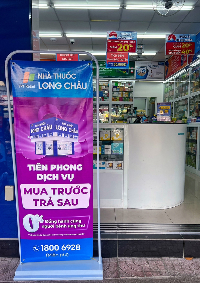 Lần đầu tiên xuất hiện dịch vụ trả góp hóa đơn mua thuốc tại FPT Long Châu - Ảnh 2.