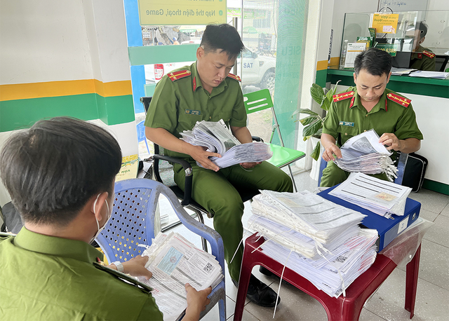 Tổng kiểm tra 20 cơ sở của Công ty F88 trên địa bàn tỉnh An Giang - Ảnh 2.