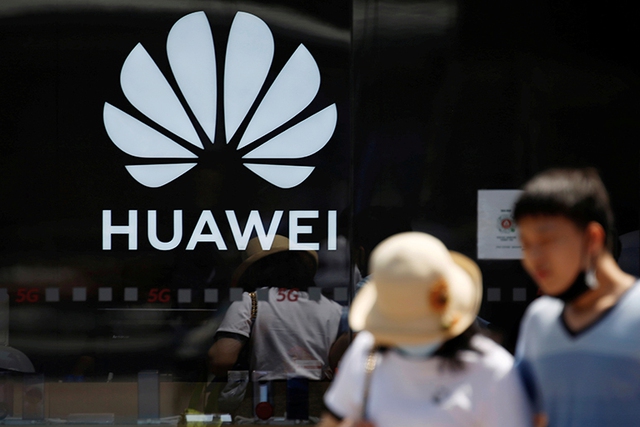Lệnh cấm của Mỹ buộc Huawei phải thay thế 13.000 bộ phận - Ảnh 1.