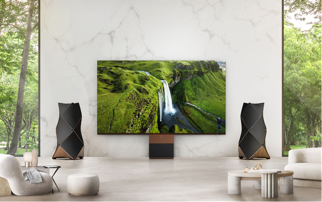 LG ra mắt TV dân dụng đắt nhất thế giới - Ảnh 1.