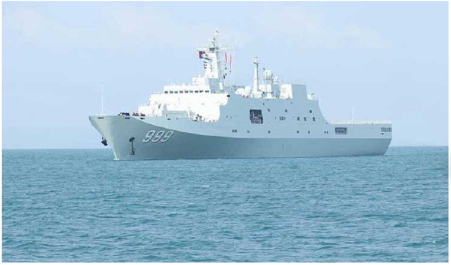 Chiến hạm Trung Quốc lần đầu tập trận chung ở vùng biển Campuchia - Ảnh 1.