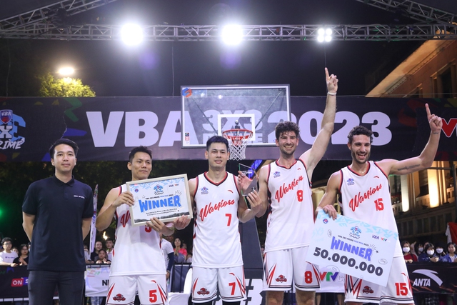 Thang Long Warriors vô địch chặng 1 giải bóng rổ chuyên nghiệp nam VBA 3x3 - Ảnh 1.