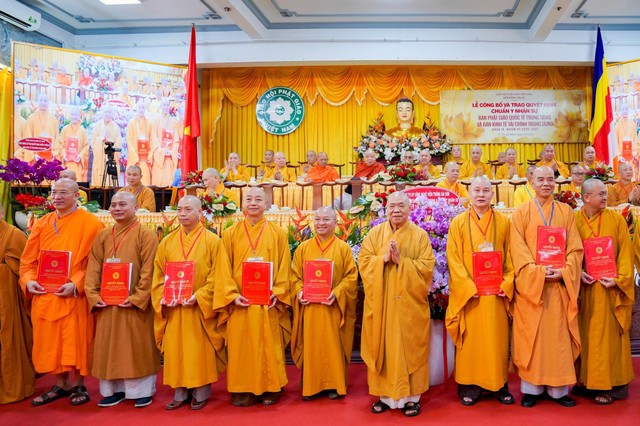 Đại Đức Thích Trúc Thái Minh nhận chức Phó trưởng Ban Phật Giáo Quốc tế Trung Ương  - Ảnh 1.