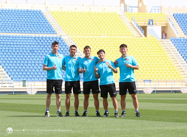 U.23 Việt Nam thăm quan sân Al-Gharafa, sẵn sàng đấu U.23 Iraq ở Doha Cup - Ảnh 6.