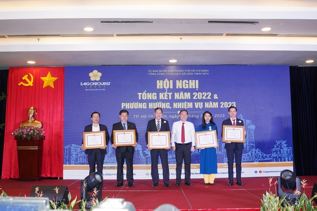 Saigontourist Group đặt mục tiêu thu 14.000 tỉ đồng năm 2023 - Ảnh 2.