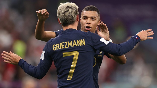 Griezmann cân nhắc chia tay đội tuyển Pháp vì không được trao tấm băng đội trưởng - Ảnh 1.