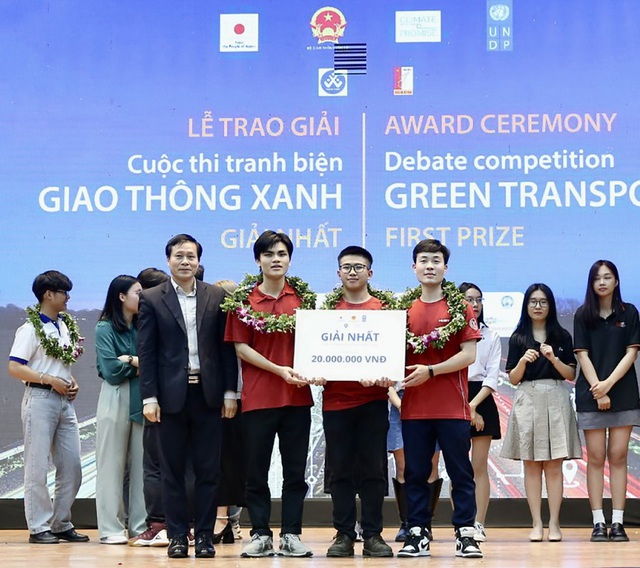 Giao thông xanh thúc đẩy bảo vệ môi trường - Ảnh 1. Giao thông xanh thúc đẩy bảo vệ môi trường - Ảnh 1.
