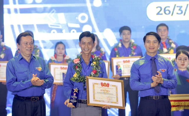 Anh Bùi Quang Huy: 'Cán bộ Đoàn được giải thưởng không được ngủ quên trên chiến thắng' - Ảnh 6.