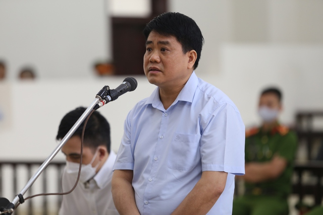 Ông Nguyễn Đức Chung đang chấp hành án, vì sao vẫn bị bắt tạm giam? - Ảnh 1.