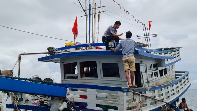 Kiên Giang: Nhiều tàu cá hết hạn đăng kiểm vẫn ra biển khai thác thủy sản - Ảnh 1.