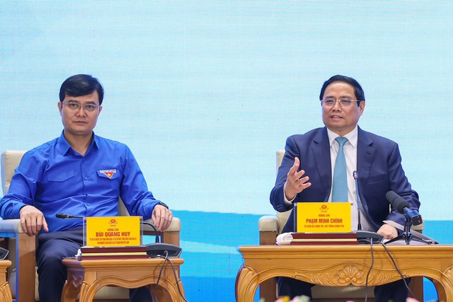 Thủ tướng: 'Tôi tin thế hệ trẻ sẽ phát huy bản lĩnh, sẵn sàng vượt qua thách thức' - Ảnh 3. Thủ tướng: 'Tôi tin thế hệ trẻ sẽ phát huy bản lĩnh, sẵn sàng vượt qua thách thức' - Ảnh 3.