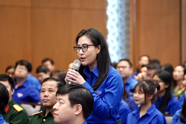 Thủ tướng: 'Tôi tin thế hệ trẻ sẽ phát huy bản lĩnh, sẵn sàng vượt qua thách thức' - Ảnh 1. Thủ tướng: 'Tôi tin thế hệ trẻ sẽ phát huy bản lĩnh, sẵn sàng vượt qua thách thức' - Ảnh 1.