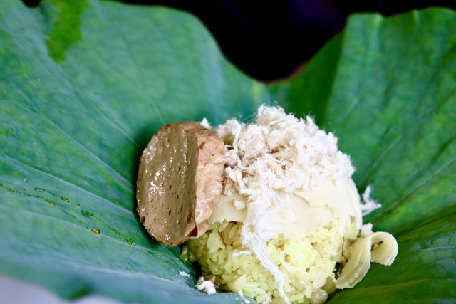 Quán xôi Bắc ở Q.7: Chủ quán giữ hương vị gia truyền, khách lạ tò mò - Ảnh 1. Quán xôi Bắc ở Q.7: Chủ quán giữ hương vị gia truyền, khách lạ tò mò - Ảnh 1.