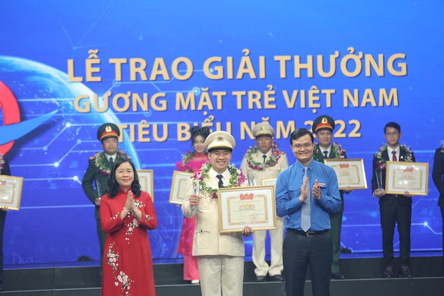 Gương mặt trẻ Việt Nam tiêu biểu: 'Trên đời làm gì có đường...' - Ảnh 5.