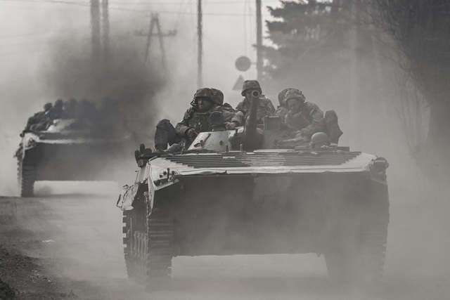 Chiến sự ngày 393: Ukraine tập trung quân, Mỹ phản ứng sau cảnh báo của ông Putin  - Ảnh 1.