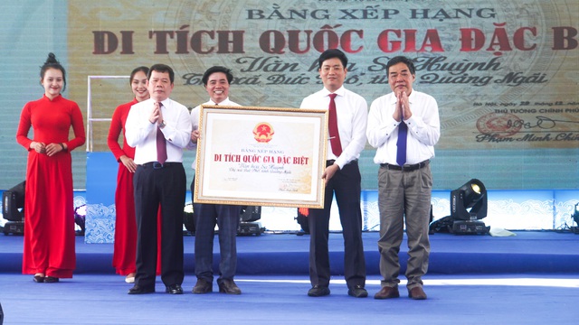 Quảng Ngãi đón nhận Bằng xếp hạng Di tích quốc gia đặc biệt Văn hóa Sa Huỳnh - Ảnh 9.