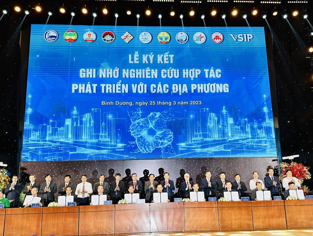 Phó thủ tướng Lê Minh Khái đề nghị Bình Dương phát triển KCN thông minh - Ảnh 4.