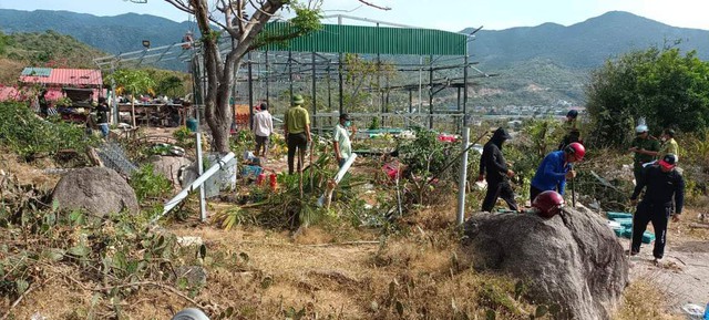 Cưỡng chế đất rừng bị lấn chiếm trong Khu dự trữ sinh quyển thế giới Núi Chúa - Ảnh 2.