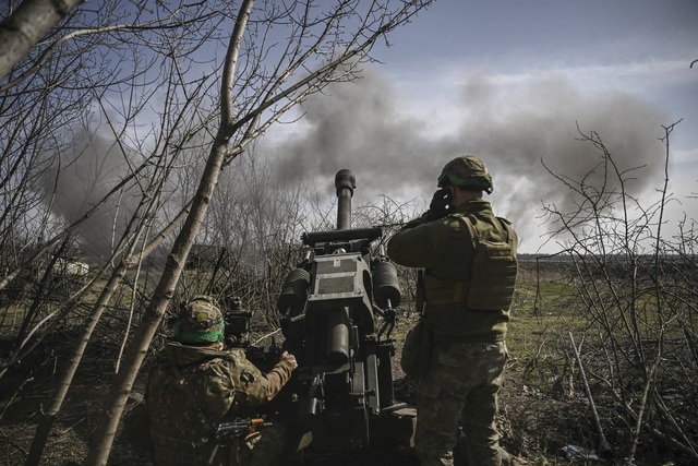Chiến sự tối 25.3: Ukraine tuyên bố tấn công hai trung tâm kiểm soát của Nga - Ảnh 1.