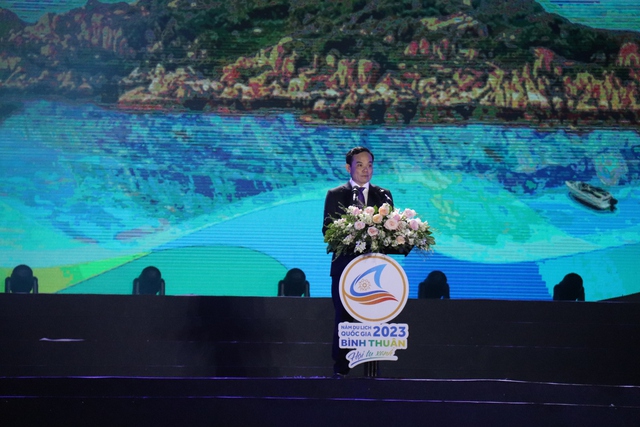 Hoành tráng Lễ khai mạc Năm du lịch quốc gia 2023 "Bình Thuận- Hội tụ xanh" - Ảnh 2. Hoành tráng Lễ khai mạc Năm du lịch quốc gia 2023 "Bình Thuận- Hội tụ xanh" - Ảnh 2.