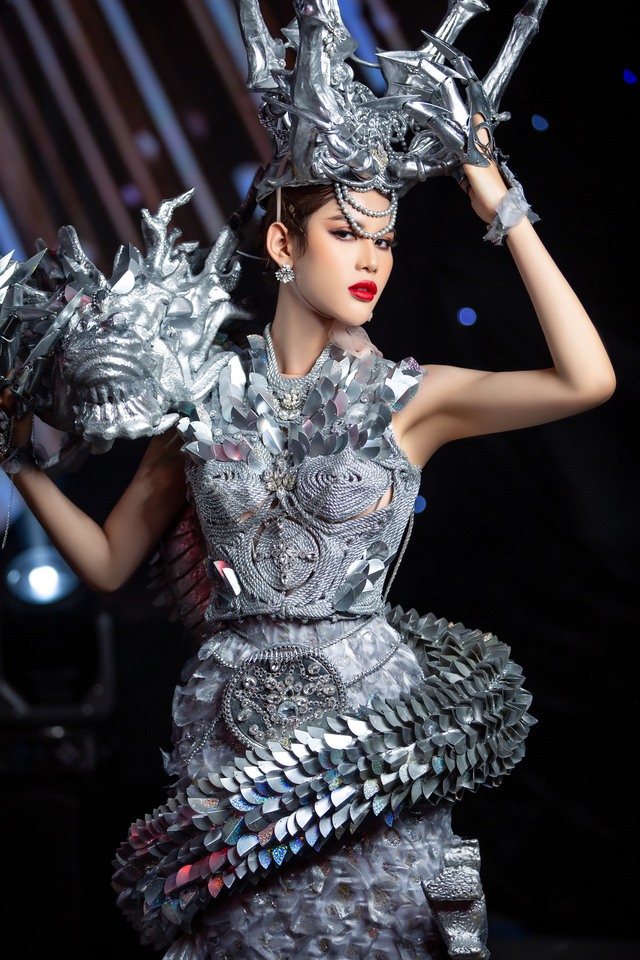 Top 12 'Miss International Queen Vietnam 2023' diện trang phục dân tộc ấn tượng - Ảnh 2.