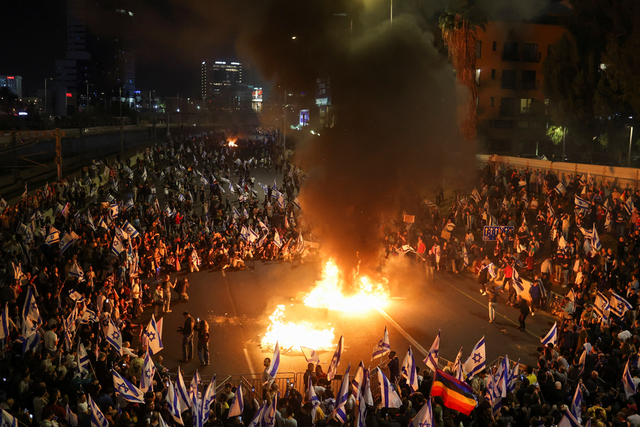 Israel khủng hoảng vì cải cách tư pháp - Ảnh 1.