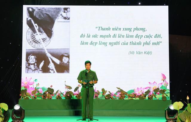 Họp mặt truyền thống 47 năm thanh niên xung phong: 'Đồng đội một thời và mãi mãi' - Ảnh 1.