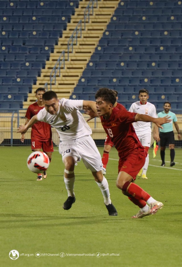 U.23 Việt Nam 0-0 U.23 Kyrgyzstan (tỷ số luân lưu 4-5): Nỗ lực đáng khen, Thanh Nhàn xuất sắc nhất - Ảnh 2.