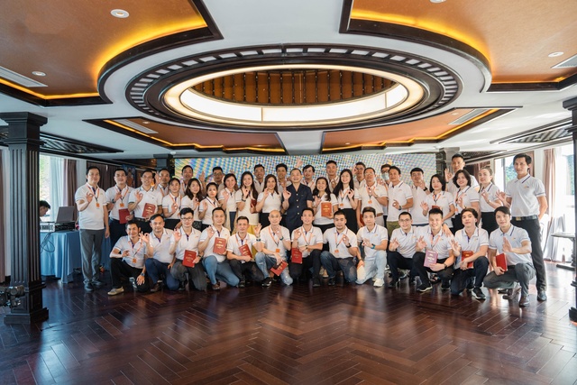 Trường Huấn luyện Doanh nhân CEO Việt Nam, nơi quy tụ loạt giảng viên doanh nhân - Ảnh 2.
