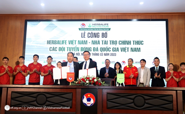 Các đội tuyển bóng đá Việt Nam có đối tác mới - Ảnh 2.