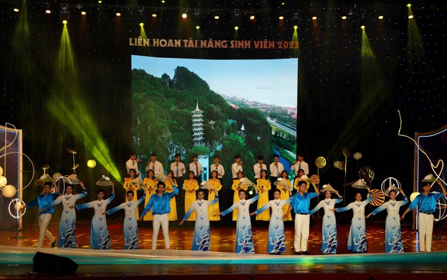 Liên hoan tài năng sinh viên Đà Nẵng: Khơi dậy phong trào thanh niên - Ảnh 2.