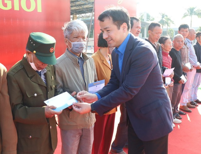 Vùng biên Lao Bảo, biên giới, tháng ba…! - Ảnh 2.