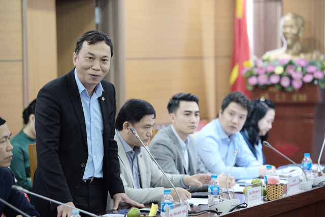 Chủ tịch VFF Trần Quốc Tuấn phát biểu ở hội nghị