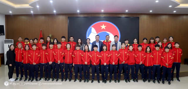 Chủ tịch VFF Trần Quốc Tuấn: 'FIFA rất quan tâm, ủng hộ đội tuyển nữ Việt Nam' - Ảnh 4.