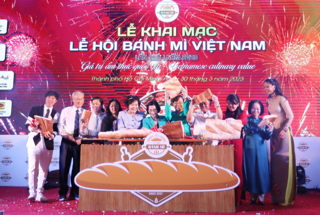 Hàng ngàn lượt khách tham quan Lễ hội bánh mì Việt Nam lần thứ 1 
 - Ảnh 1.