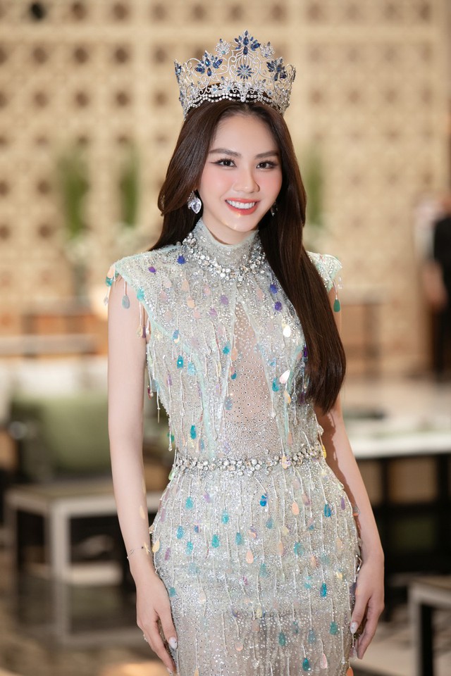 Các hàng hậu ‘đọ sắc’ tại họp báo khởi động Miss World Việt Nam 2023  - Ảnh 2.