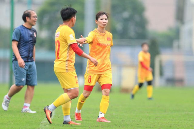 Đội tuyển nữ Việt Nam thua giao hữu, Huỳnh Như kịp trở lại đá vòng loại Olympic - Ảnh 2.