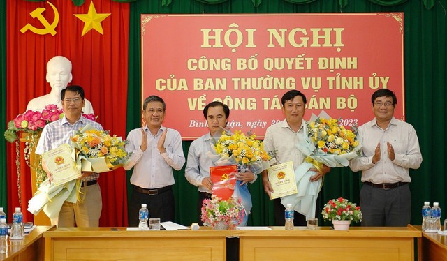 Giám đốc Sở GTVT Bình Thuận làm Bí thư Huyện ủy Hàm Tân - Ảnh 1.
