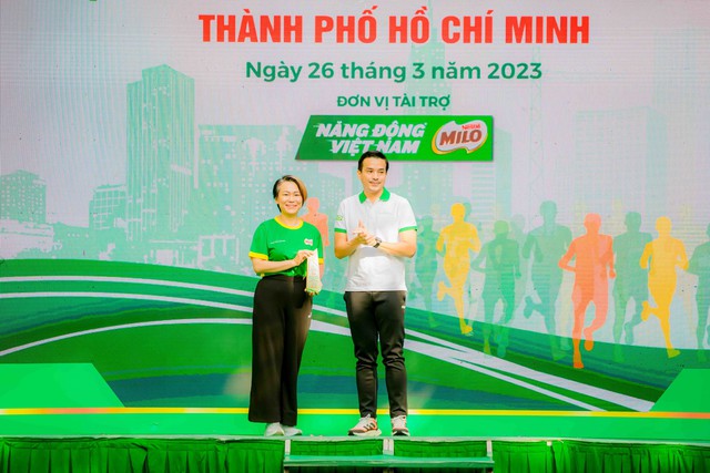 Nestlé Việt Nam vinh dự đón nhận bằng khen của UBND TP. HCM và kỷ niệm chương từ Sở Văn hóa Thể thao TP.HCM