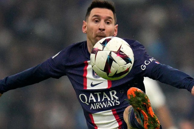 Messi sẽ từ bỏ ý định trở lại Argentina thi đấu vì bị đe dọa - Ảnh 1.