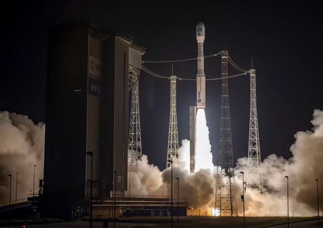 Châu Âu phóng vệ tinh thất bại do phụ tùng từ Ukraine - Ảnh 1.
