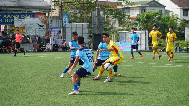 Thanh niên Thừa Thiên – Huế hào hứng tranh tài trên sân cỏ - Ảnh 5.